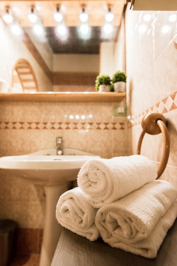Bright Apartments Verona - Borsari Historical Bagian luar foto