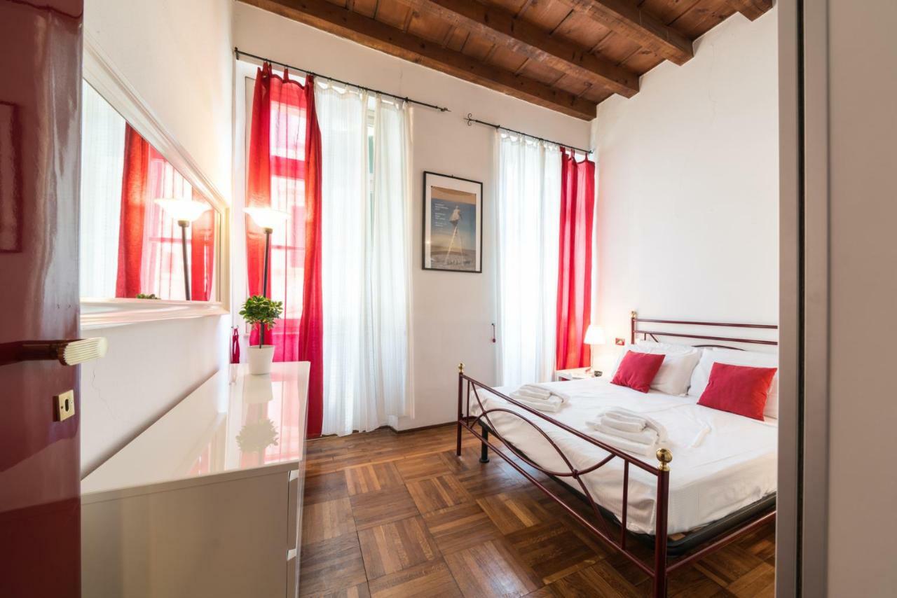 Bright Apartments Verona - Borsari Historical Bagian luar foto